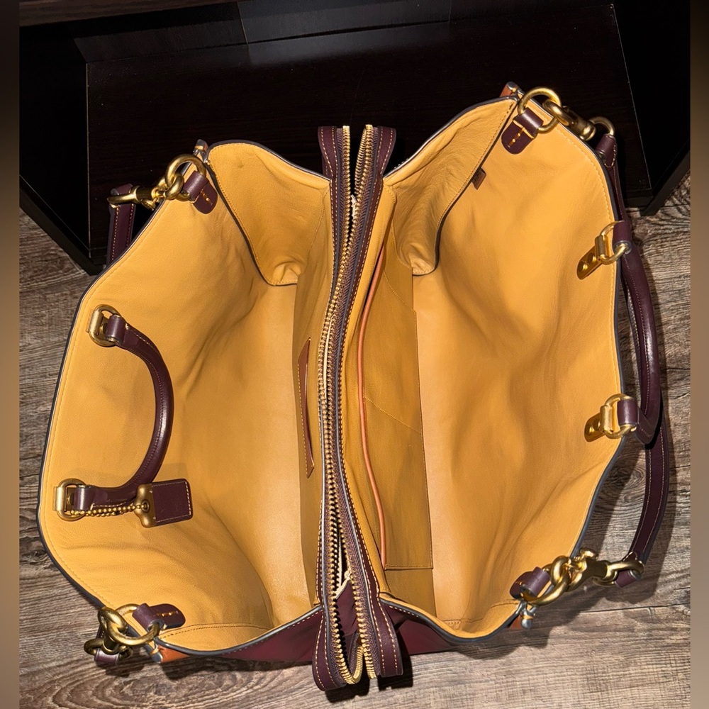 Coach Leather Tote Bag Brown with Gold Hardware - Picture 2 of 13